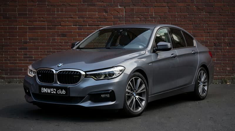 BMW 330e Sedan: подробный обзор и характеристики