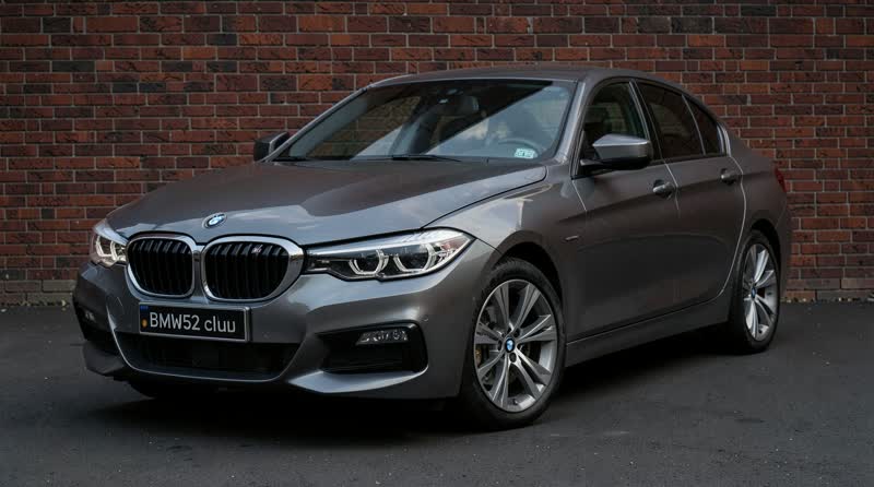 BMW 330e xDrive - подробный обзор, характеристики и особенности