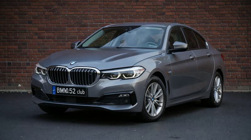 BMW i5 M60 xDrive Sedan (19 inch Wheels) - обзор и характеристики
