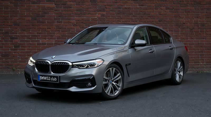 BMW i7 eDrive50 Sedan (19 inch Wheels) - характеристики, обзор и особенности
