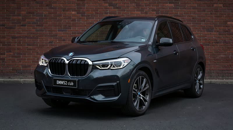 BMW iX M60 (21 inch wheels): обзор, характеристики, надежность