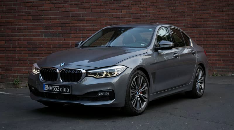 BMW M760i xDrive Sedan - обзор, характеристики и особенности