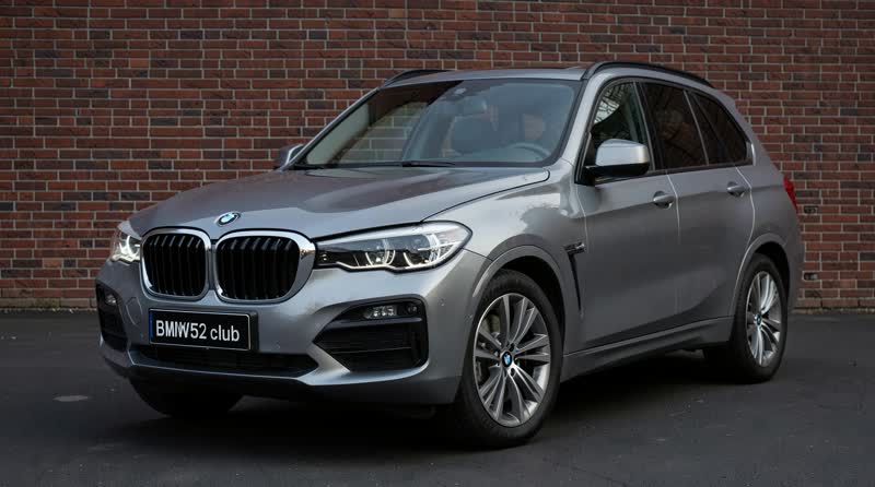 BMW X5 xDrive30i - подробный обзор и характеристики