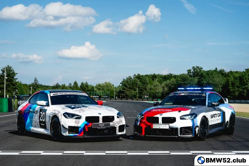 Чешское Представительство BMW Выставило Модифицированные M2 На MotoGP