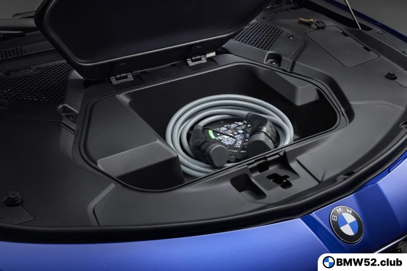 Сколько вмещает багажник BMW i3 2026 года фрунк и задний отсек
