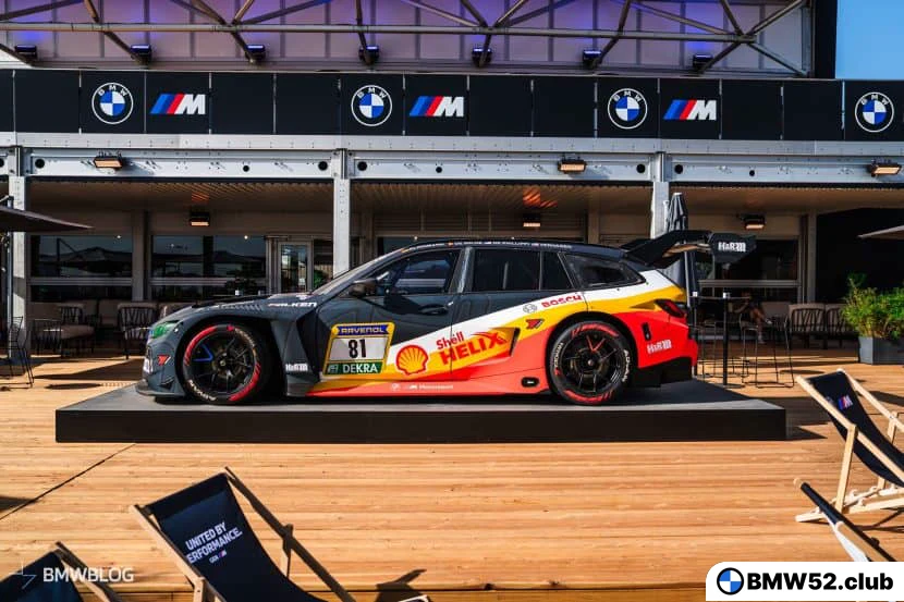 BMW M3 Touring 24H на показе в Ле-Мане 2026 года