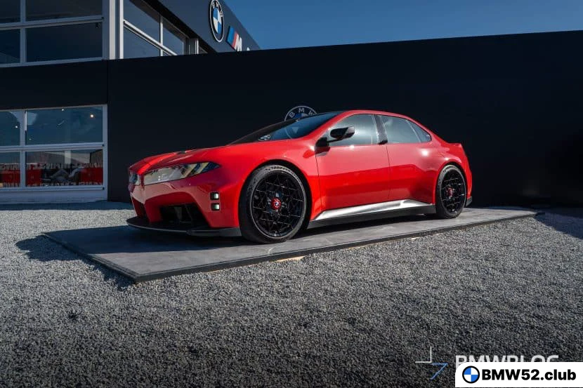BMW M советует скептикам электрокаров сесть за руль перед оценкой